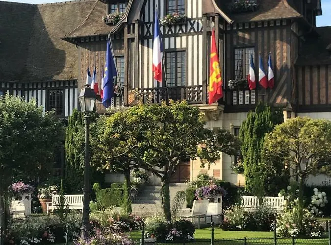 アパート Le Coeur De - 2 Pieces Design En Hypercentre De ドーヴィル