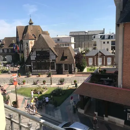 Le Coeur De - 2 Pieces Design En Hypercentre De Appartement Deauville