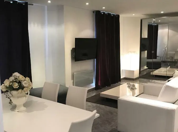 Le Coeur De - 2 Pieces Design En Hypercentre De Apartament *